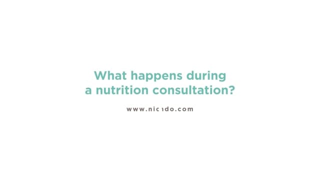 What happens during a nutrition consultation?